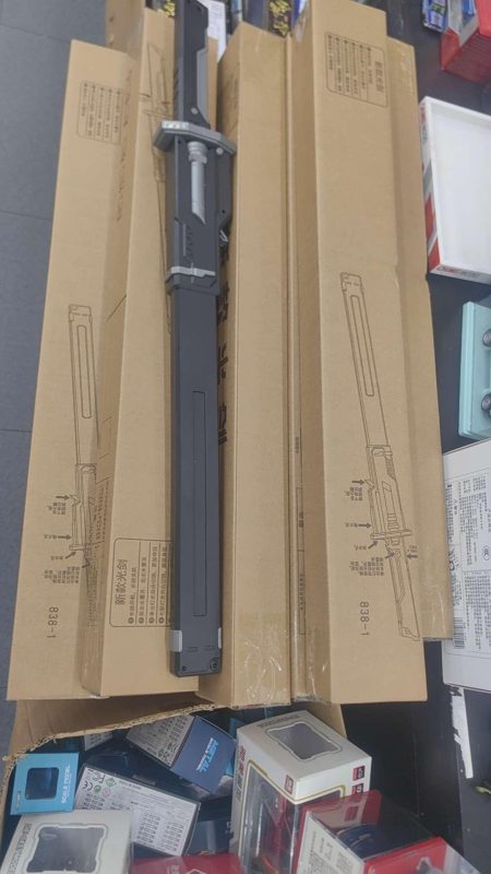 838-1新款光剑带喷雾-全旗玩具批发